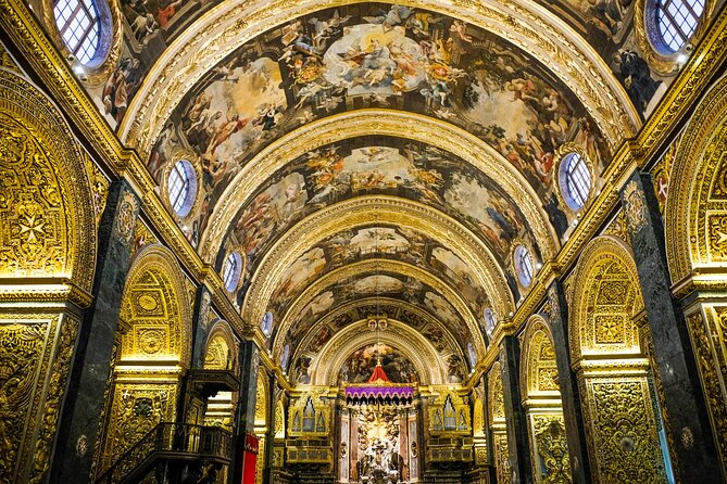 Secrets of St John's Co-Cathedral - Guided Tour - The famous floor, chapels of the Order, and what to watch for
