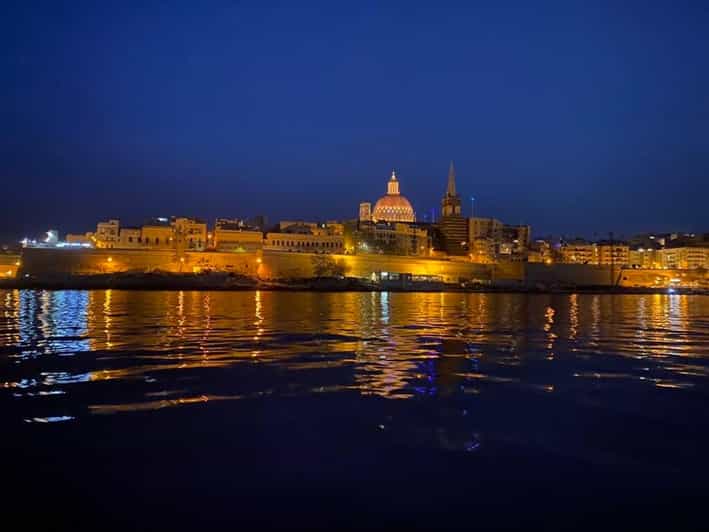 Sliema: Special Night Harbour Cruise - A 6:00 PM night cruise that loops Marsamxett and Grand Harbour