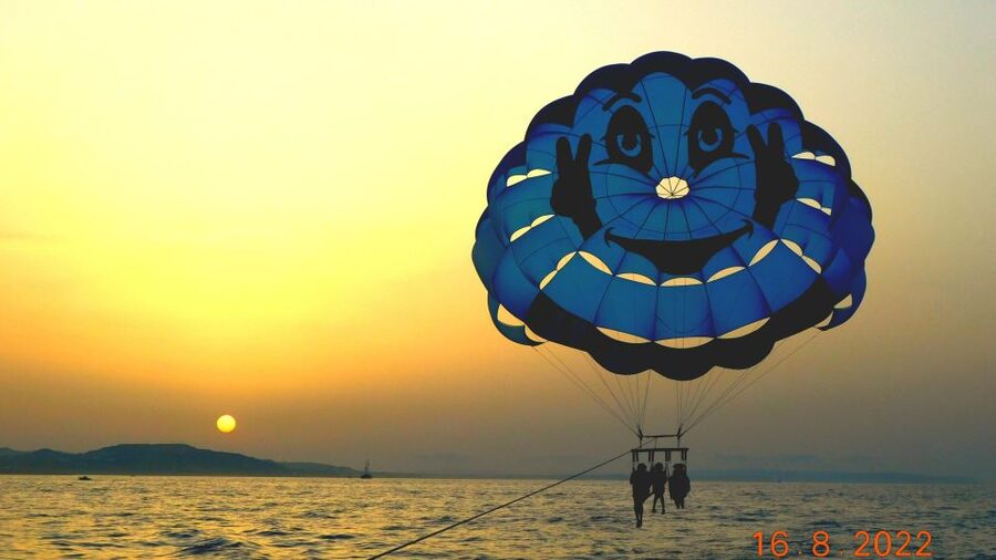St. Julian's: Parasailing in Malta with Photos and Videos - Safety and crew professionalism with Claudio and Luca