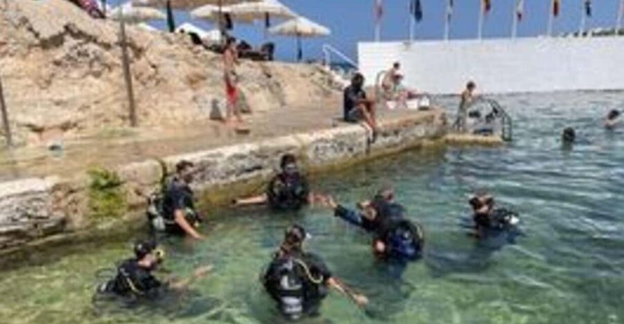 St Julians: Discover Scuba Diving Experience - Languages and instructor vibe: you’ll feel understood
