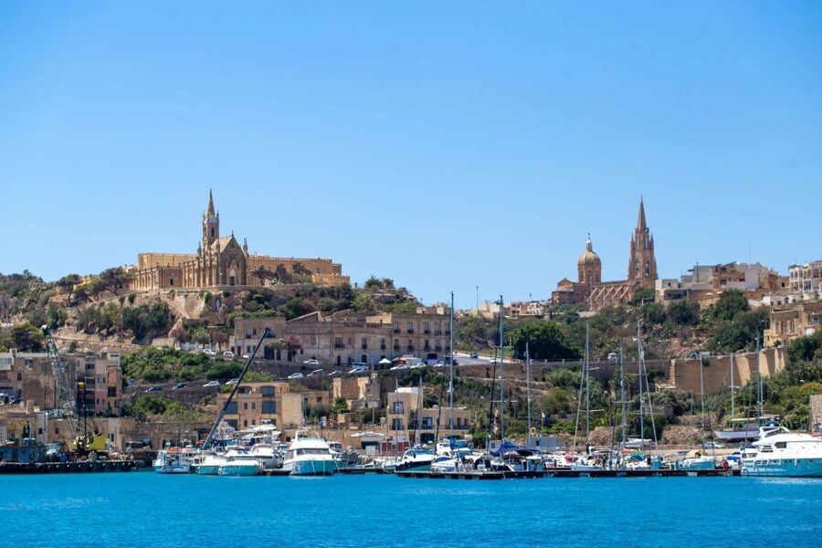St. Paul's Bay: Gozo, Comino & St. Paul's Bus & Boat Tour - Comino Blue Lagoon: 1 hour to swim, snorkel, and plan for crowds