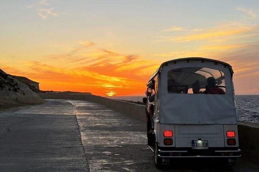 Sunset Tuk Tuk Tour in Gozo & Blue Lagoon (Comino) - Blue Lagoon swim stop: your time in the water, plus practical limits