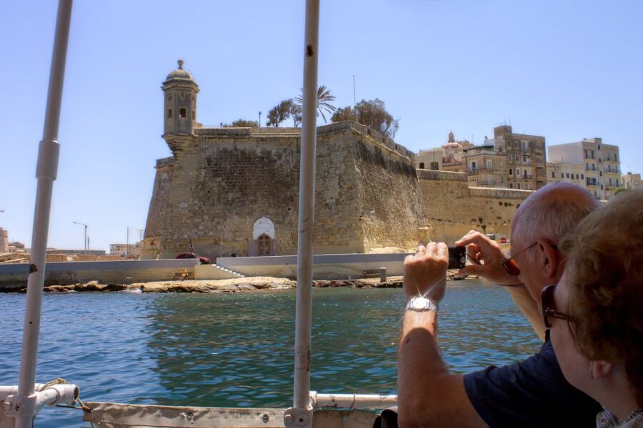 The Best Traditional 2 Harbours Day Cruise of Malta - Onboard comfort: toilets, bar access, and how the commentary feels