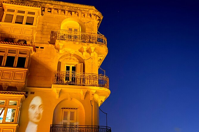 The Original Valletta Ghost Tour - Meeting at Sette Giugno Monument and Getting Ready
