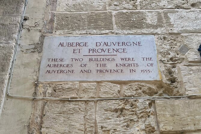 Three cities walking tour incl. entrance to Inquisitor's palace - Knight-era Birgu: Auberge d’Angleterre and the Sicolo Norman House