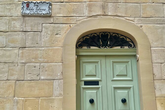 Three cities walking tour incl. entrance to Inquisitor's palace - Fort St. Angelo, St. Lawrence Church, and harbour views that close the loop