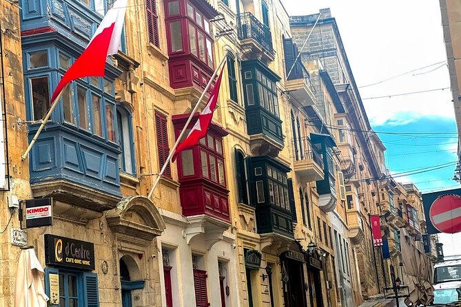 Three cities walking tour incl. entrance to Inquisitor's palace - Pace, group size, and what makes the guide the difference