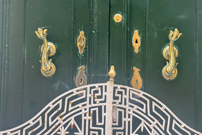 Three cities walking tour incl. entrance to Inquisitor's palace - Price value for $30.77, and what you really get for it