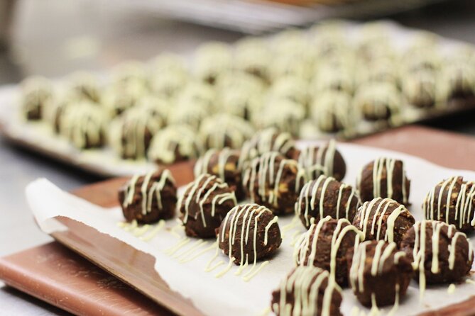 Truffle Making Master Class - The core skill: ganache making and the flavor balance lesson