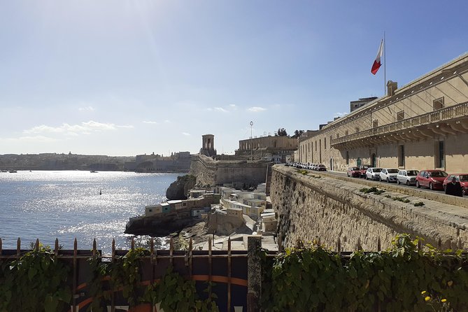 Valletta City of Gentlemen guided walking tour - What you will get from the guide (and why the group size matters)