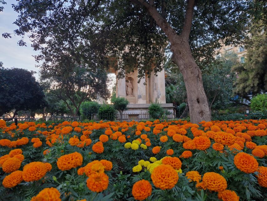 Valletta: City Walking Tour in a Small Group - Republic Street and St John’s Co-Cathedral: your “main stage” without the chaos