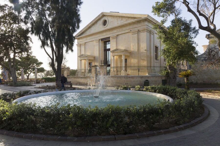 Valletta: Food and Culture Private Tour - City Gate meet-up: why the tour starts in the right place