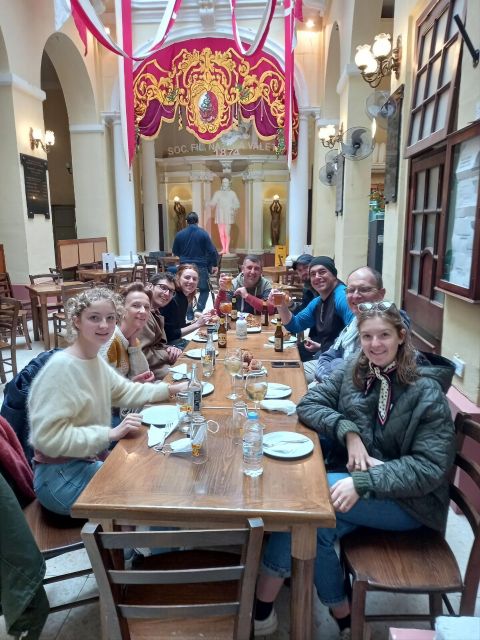 Valletta: Food Walking Tour with Tastings - Meeting Valletta at the Triton Fountain and Getting Your Bearings