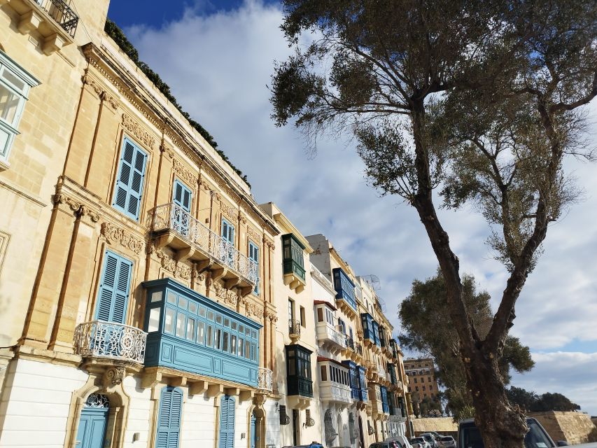 Valletta: Guided City Walking Tour - Finding the Tour at City Gate, by the New Parliament Building