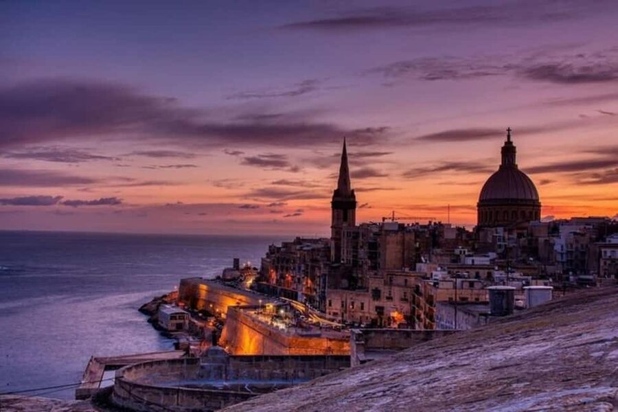 Valletta : Highlights & Hidden Gems Walking Tour - Palazzo Parisio and the grand facades you can’t fully appreciate alone