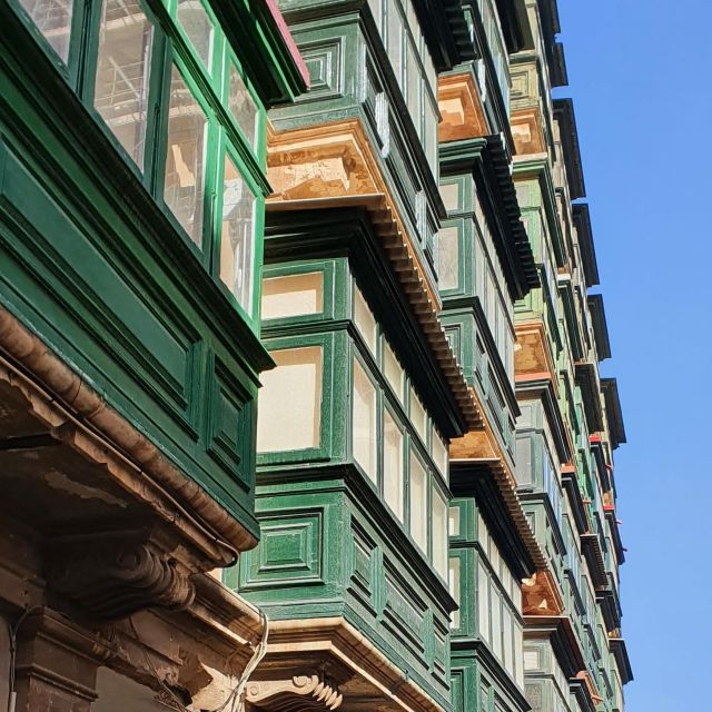 Valletta: Private Maltese Cuisine Walking Tour - Imqaret, then a taste stop by Manoel Theatre