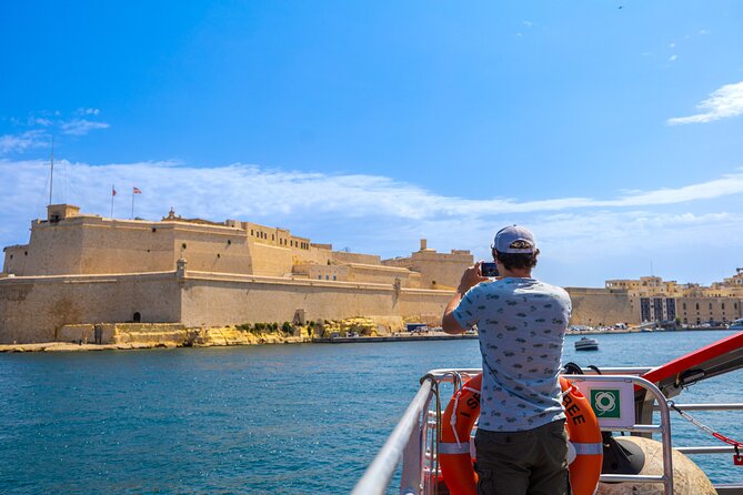 Valletta & Three Cities Harbour Cruise - How Fort Manoel Changes Your View of Marsamxett Harbour